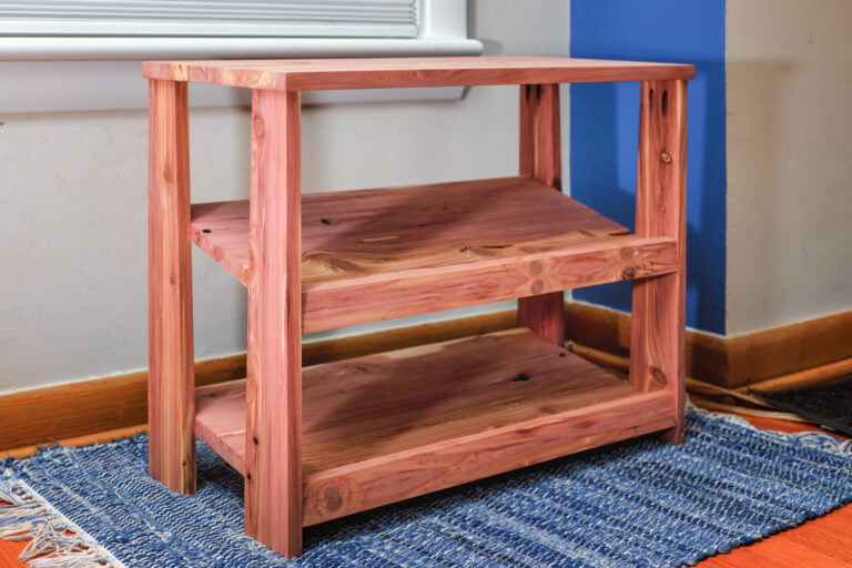 shoe rack – aromatic cedar – 2023